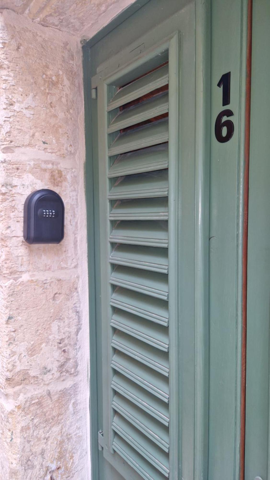 12 -16 , Pacifiku Scicluna Birgu Ngoại thất bức ảnh